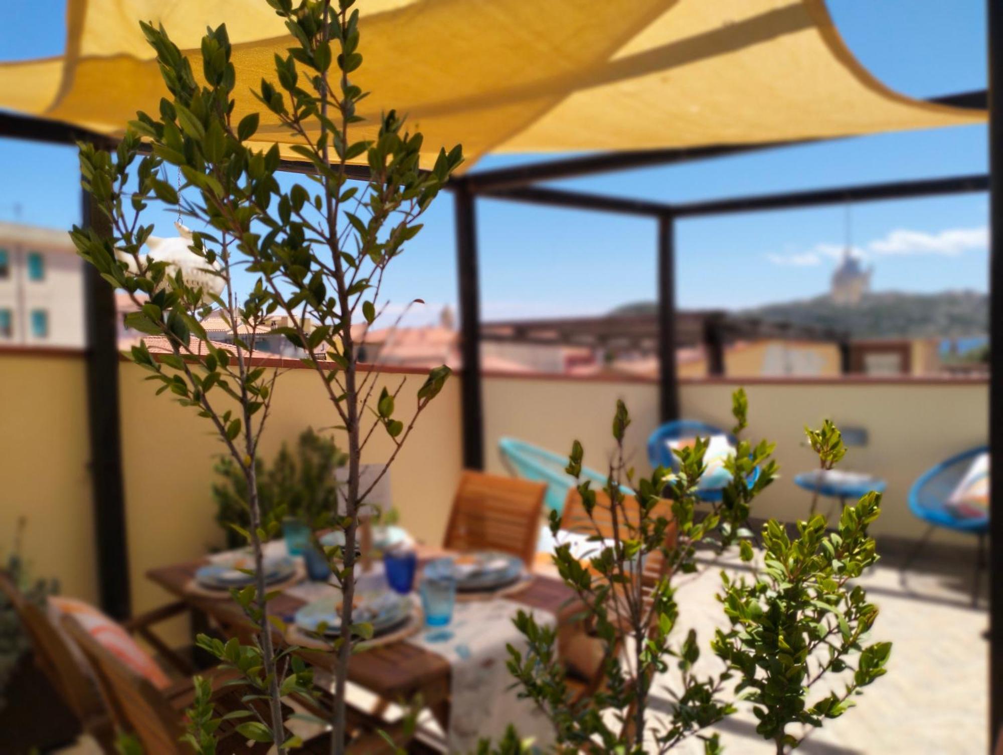 Appartamento La Terrazza - Localita Cala Gavetta Ла-Маддалена Екстер'єр фото