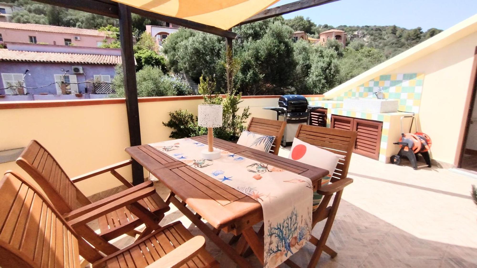 Appartamento La Terrazza - Localita Cala Gavetta Ла-Маддалена Екстер'єр фото