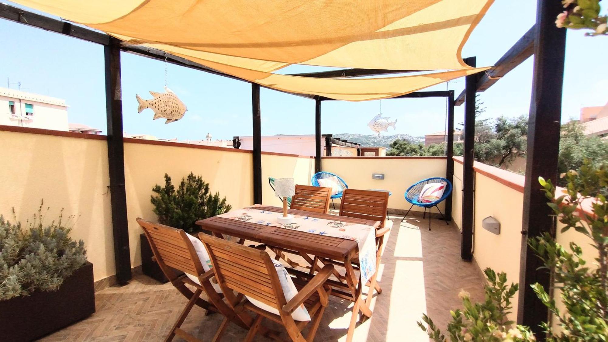 Appartamento La Terrazza - Localita Cala Gavetta Ла-Маддалена Екстер'єр фото